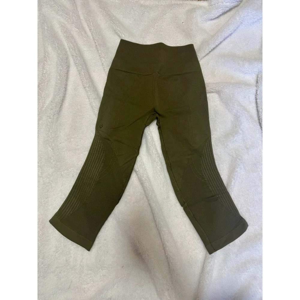 Lululemon Flow‎ & Go Crop Leggings Military Green Capri Ruched Yoga Women's 2